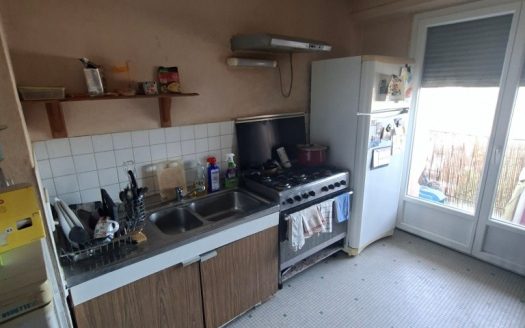 PAU T3 au 5 ème étage avec ascenseur, PARKING  et avec VUE P