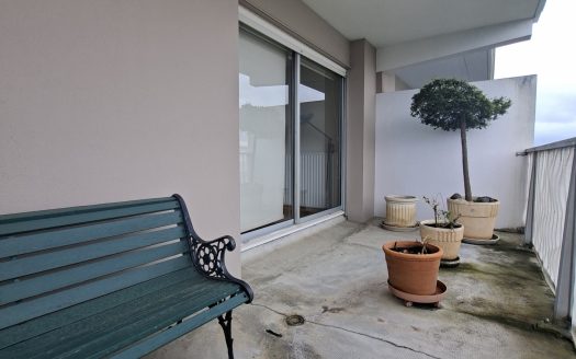 PAU T3 EN DERNIER ETAGE AVEC GARAGE PARKING ET CAVE