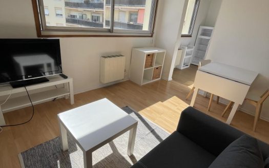 Studio meublé en Centre Ville + Cave