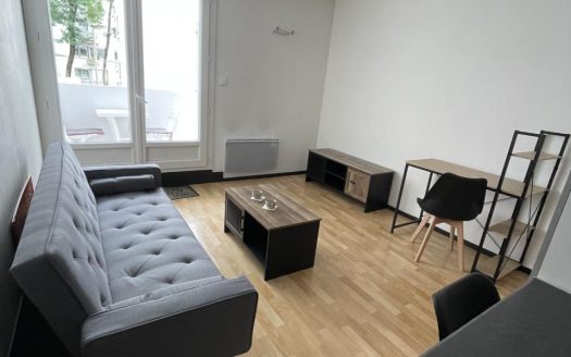 T1 Bis meublé avec balcon et parking – Secteur Université -P