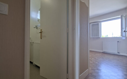 Appartement T3 au quatrième étage avec ascenseur, avec Vue D