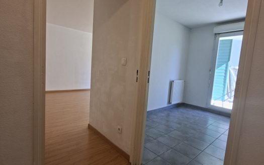 PAU QUARTIER AVENUE DES LILAS T3 AVEC 2 PLACES DE PARKINGS