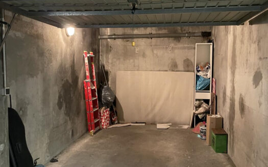 T2  en Hyper-Centre avec balcon et garage fermé
